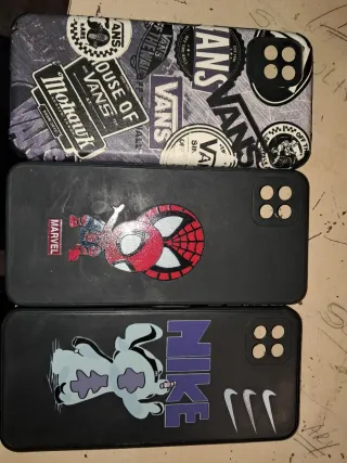 Fundas para móvil Marvel, Nike, Vans