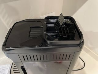 Cafetera DeLonghi Magnifica Evo Negra