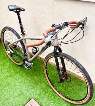 COMMENÇAL SUPERNORMAL. Gravel