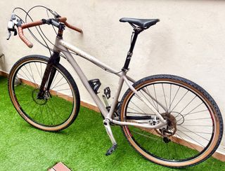 COMMENÇAL SUPERNORMAL. Gravel