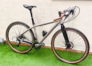 COMMENÇAL SUPERNORMAL. Gravel