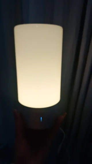 Lámpara LED táctil base plateada