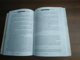 Libro Las Tres Coronas