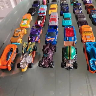 Coche Hot Wheels - Lote de más de 45coches