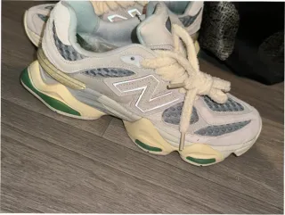 New Balance 9060 Bricks & Wood Talla 41.5