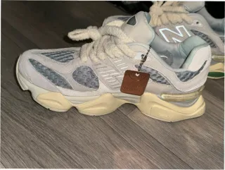 New Balance 9060 Bricks & Wood Talla 41.5