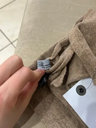 Sciarpa Blumarine Beige e Marrone con Pompon