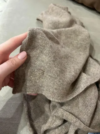 Sciarpa Blumarine Beige e Marrone con Pompon