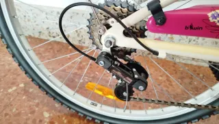 A ESTRENAR! Bici polivalente BTWIN 500 24 pulgadas