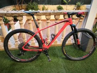 Bicicleta Montaña 29 talla L( no negociable)