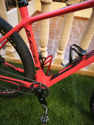 Bicicleta Montaña 29 talla L( no negociable)