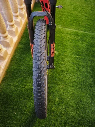 Bicicleta Montaña 29 talla L( no negociable)