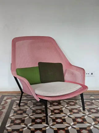 Butaca Vitra Slow Chair Rosa