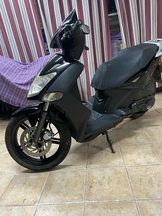 Kymco Agility City 125cc Scooter