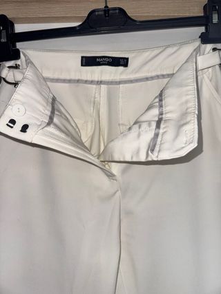 Pantalón blanco Mango