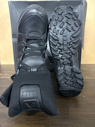 Botas talla 44 ADIDAS GSG 9.2. COD5