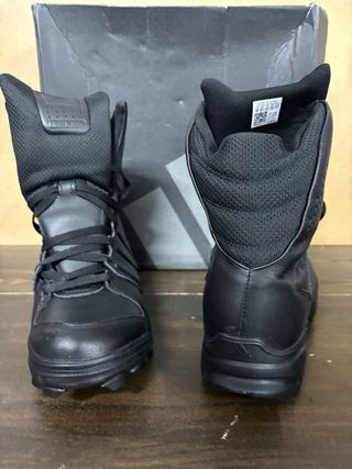 Botas talla 44 ADIDAS GSG 9.2. COD5