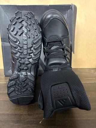 Botas talla 44 ADIDAS GSG 9.2. COD5