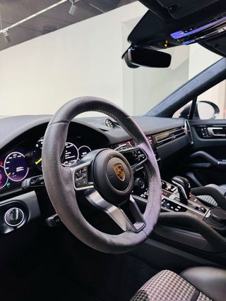 Porsche Cayenne Coupe E Hybrid