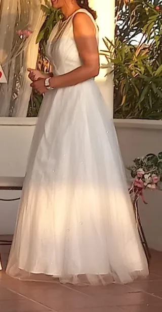 Vestido de Novia Blanco con Pedrería