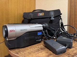 Videocámara Samsung Digital Zoom 320x