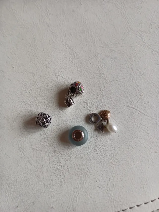 Pandora Charms Originali Set (40 euro) sing.(13 €)