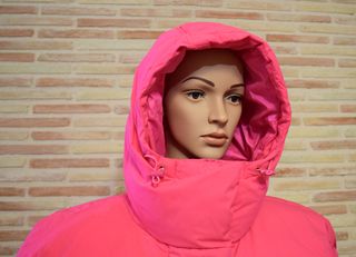 CHAQUETA ACOLCHADA CON CAPUCHA TALLA XXL