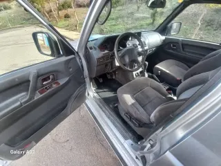 Mitsubishi Montero 2004