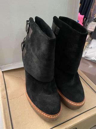 Stivaletto ASH  Camoscio Nero