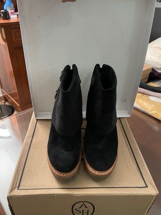 Stivaletto ASH  Camoscio Nero