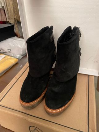 Stivaletto ASH  Camoscio Nero