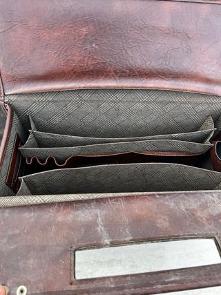 Maletín antiguo de cuero