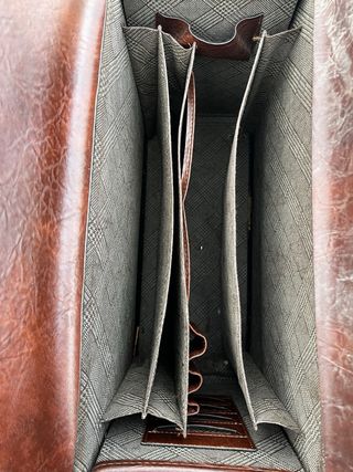 Maletín antiguo de cuero