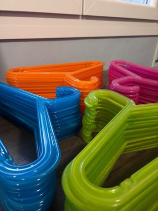 Pack 90 Perchas Infantiles