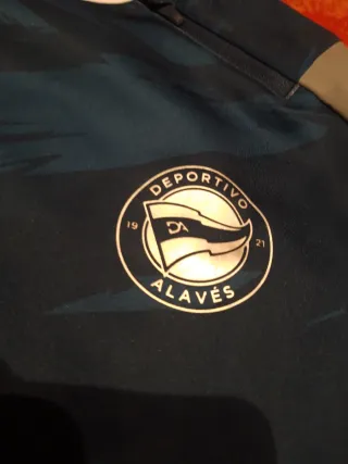 Sudadera Alavés Kelme Talla M Seminueva