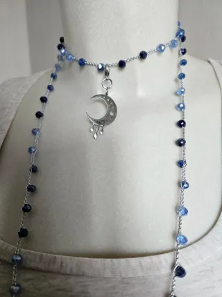 Collana con ciondolo a luna