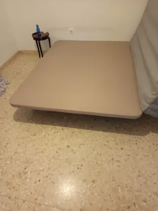 Canapé de tela y metal beige/gris