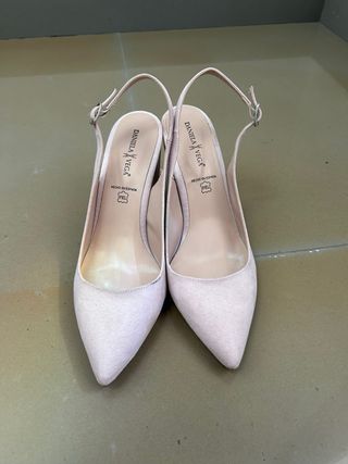 Zapatos de tacón rosa para mujer