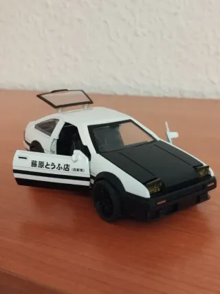 TOYOTA AE86 INITIAL D