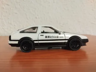 TOYOTA AE86 INITIAL D