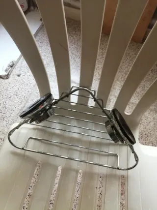 Estantería de baño metálica con 2 ventosas