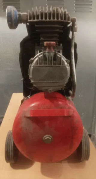 Compresor de aire Tryun 24 Litros