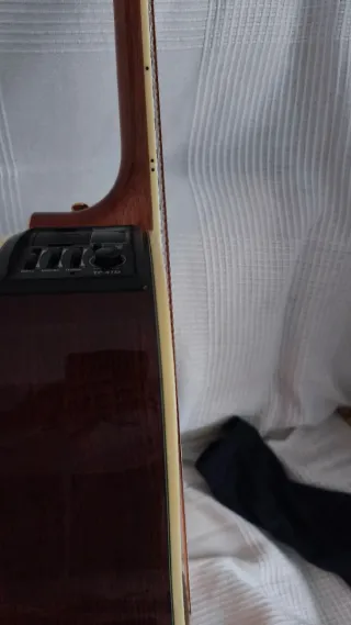 Guitarra Acústica Takamine