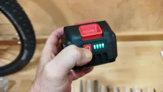 NUEVO! Taladro cincelador profesional 2 baterías