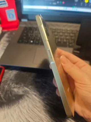 Samsung A06 Gold per pezzi di ricambio