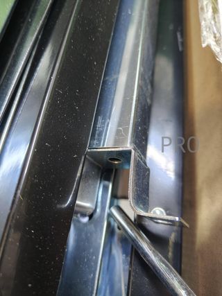 Soporte de metal de hasta 200kg - Meister