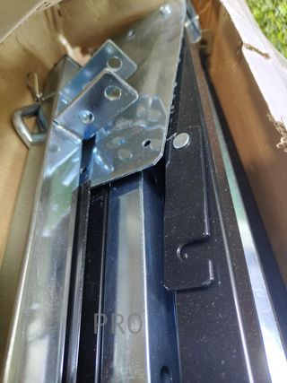 Soporte de metal de hasta 200kg - Meister