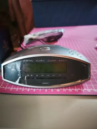 Radio despertador digital Addex AD 709