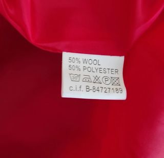 Abrigo rojo XUFANG forrado bolsillos talla 46