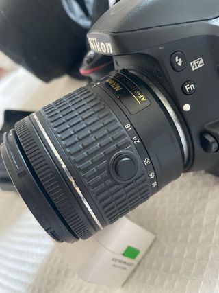 Cámara Nikon D3300 + Objetivo 18-55mm